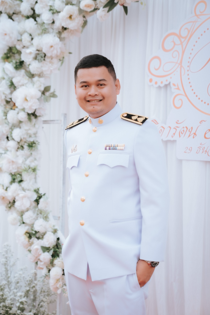 นายเสกสันต์ แสนสุข